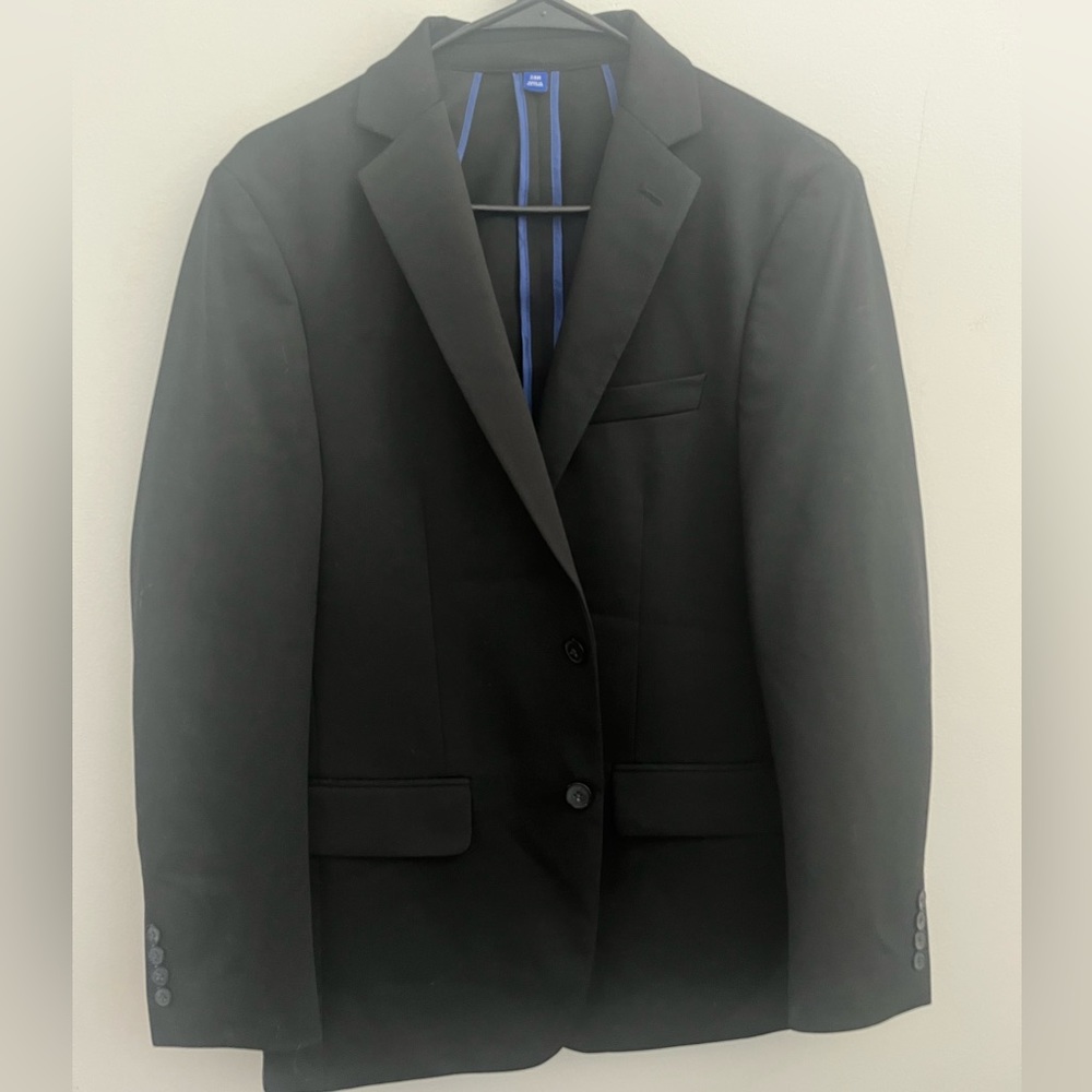 men’s black APT. 9 suit jacket